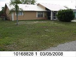 1st image of 1324 SE 1st Ter