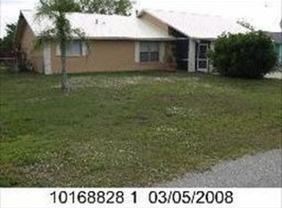 1324 SE 1st Ter, Cape Coral, FL 33990