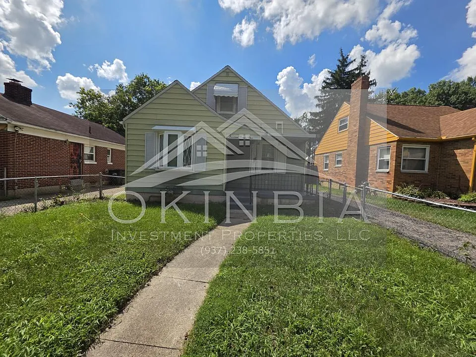 1425 Canfield Ave