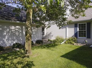 2915 Hunters Pl, Kalamazoo, MI 49048