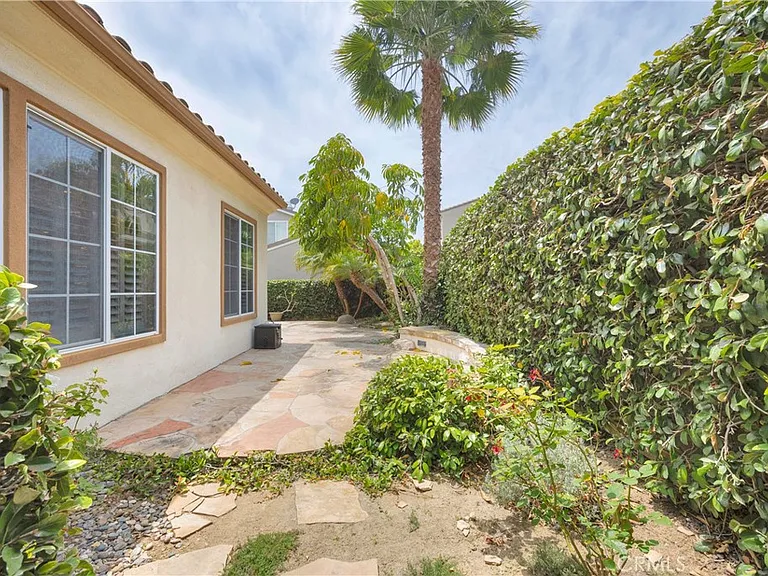 5271 Pearce Dr — Photo 56