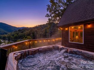 7714 State Highway 197 Hwy N, Green Mountain, NC 28740