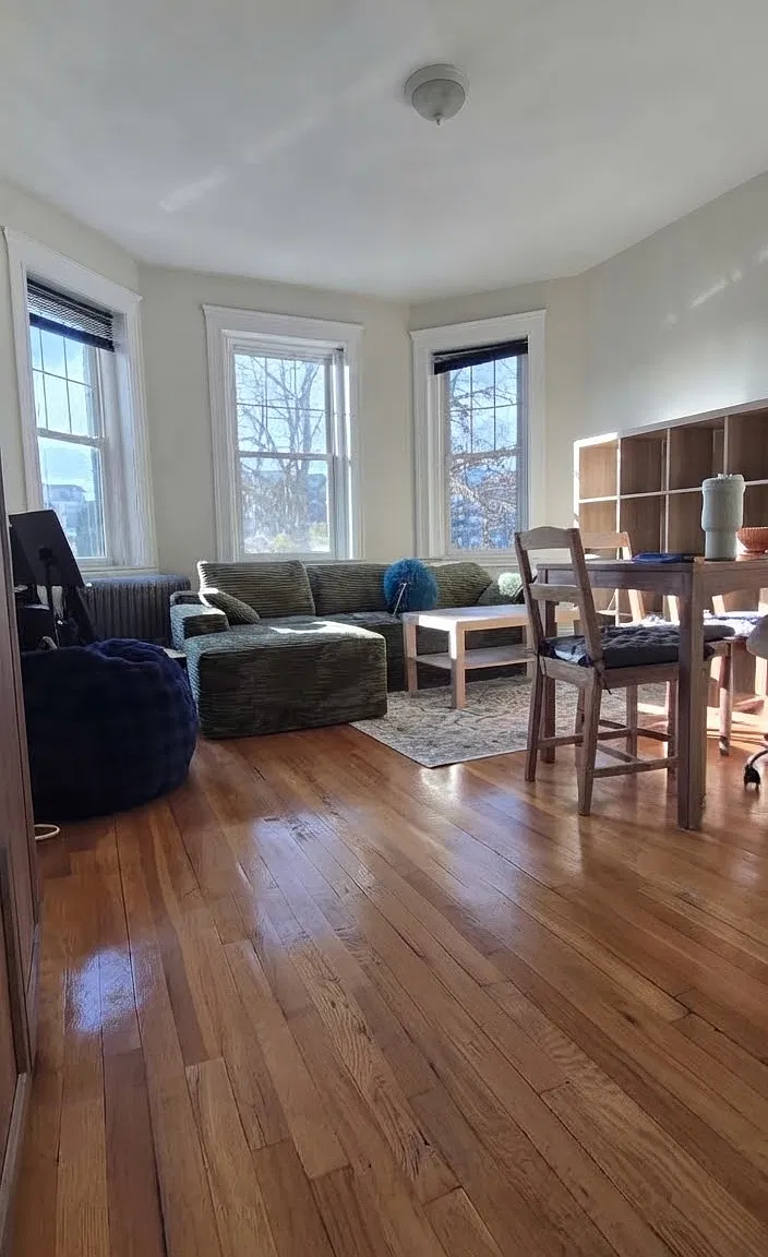 1564 Commonwealth Ave — Photo 1