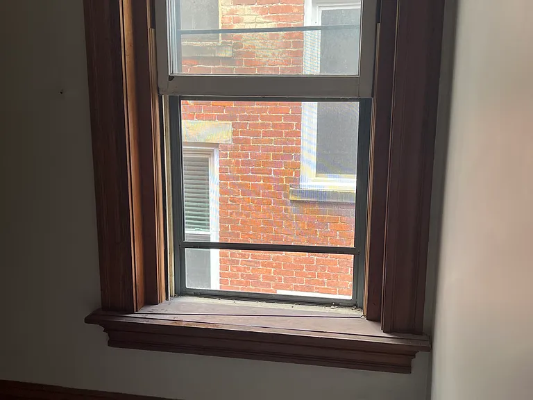 183 S 19th St #1 — Photo 58