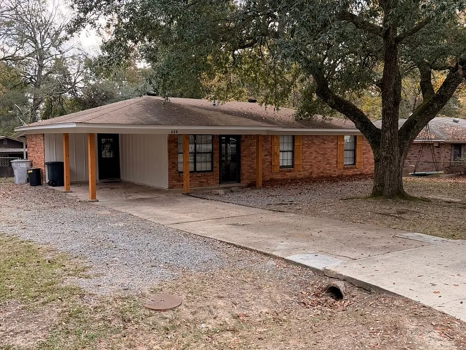 146 Hillcrest Ave