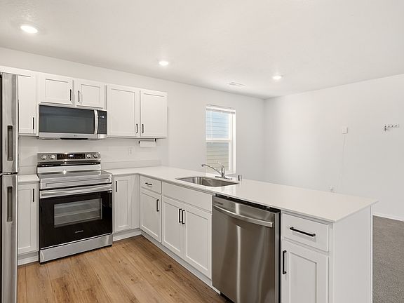 3rd image of 2686 N Broadwing Ln