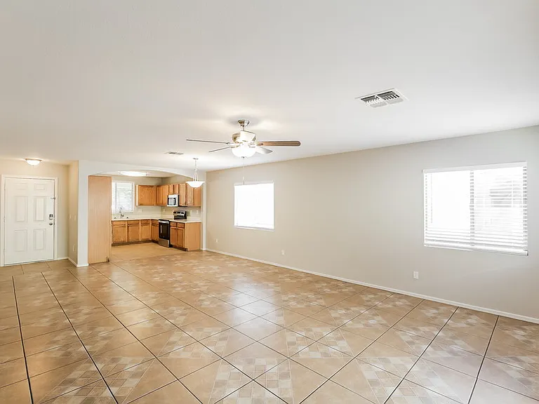 2650 S 84th Dr — Photo 4