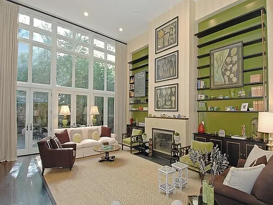 Sold by Sotheby's International Realty | media 3