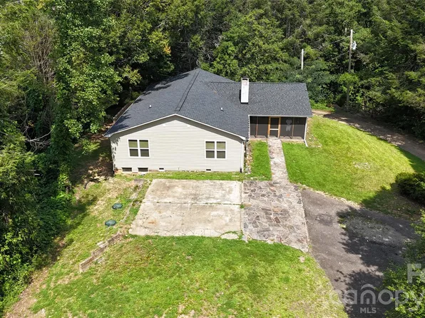 182 Us Highway 221 Business Ext N #3, Marion, NC 28752