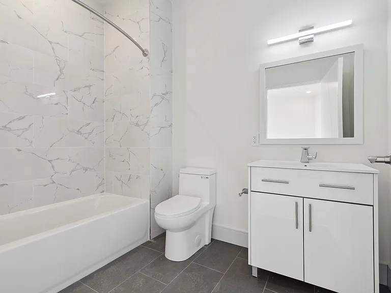1221 E Fletcher St #211A — Photo 22