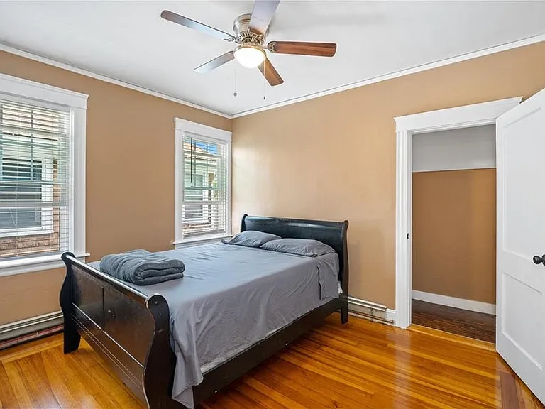 76 Pembroke Ave #2 — Photo 10