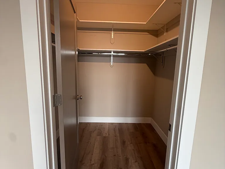 4237 Bergen Tpke #4C — Photo 8
