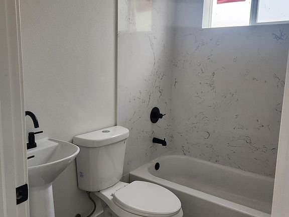 4th image of 3715 Knightlinger St #A & B