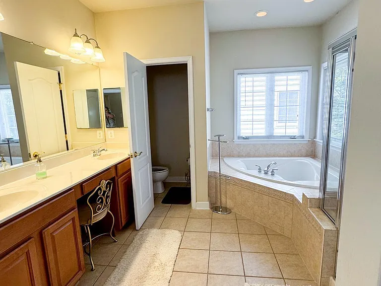 198 Hidden Forest Ct — Photo 33