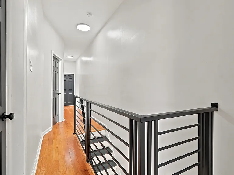 4271 Leidy Ave — Photo 29