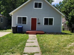 112 Davis Ave, Des Moines, IA 50315