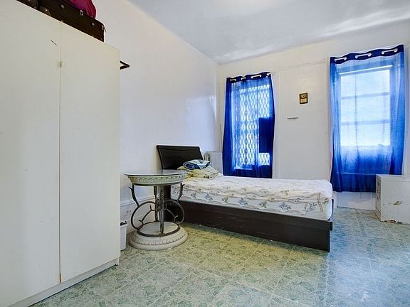 5th image of 526 W 158th St APT 51