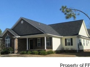 4605 Storm Cat Ln, Hope Mills, NC 28348