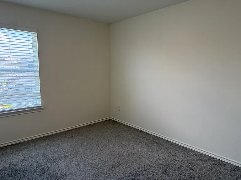 2237 Diamond Dr — Photo 24