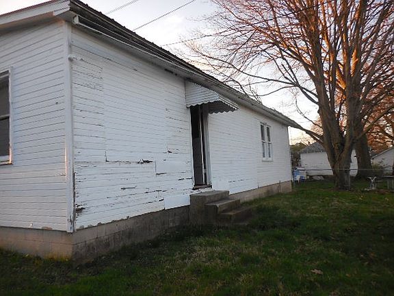 4th image of 320-20 Garfield Ave