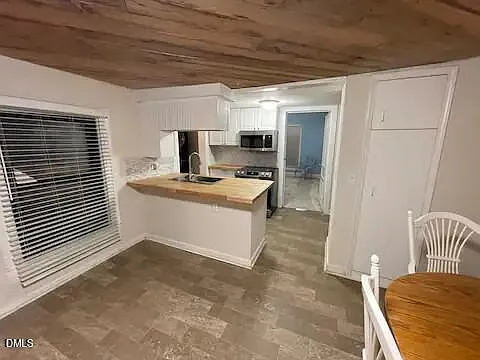 Studio, 1.0 bath, 1387 sqft, $2,400 — Photo 4