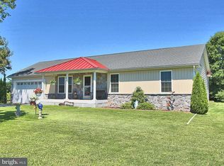 606 Bowers Rd, Littlestown, PA 17340