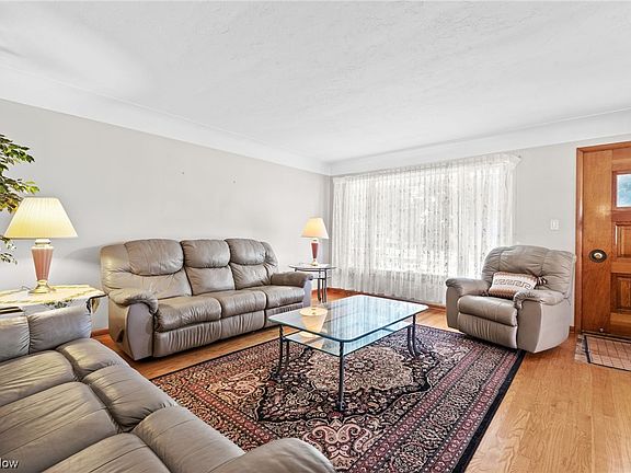 4th image of 4107 Apple Creek Dr