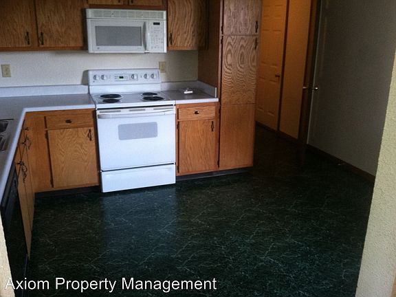4th image of 8602 Coralberry Ln