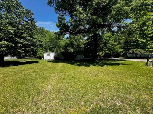 3651 Sample Rd, Mercer, PA 16148
