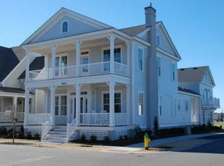 9663 23rd Bay St, Norfolk, VA 23518