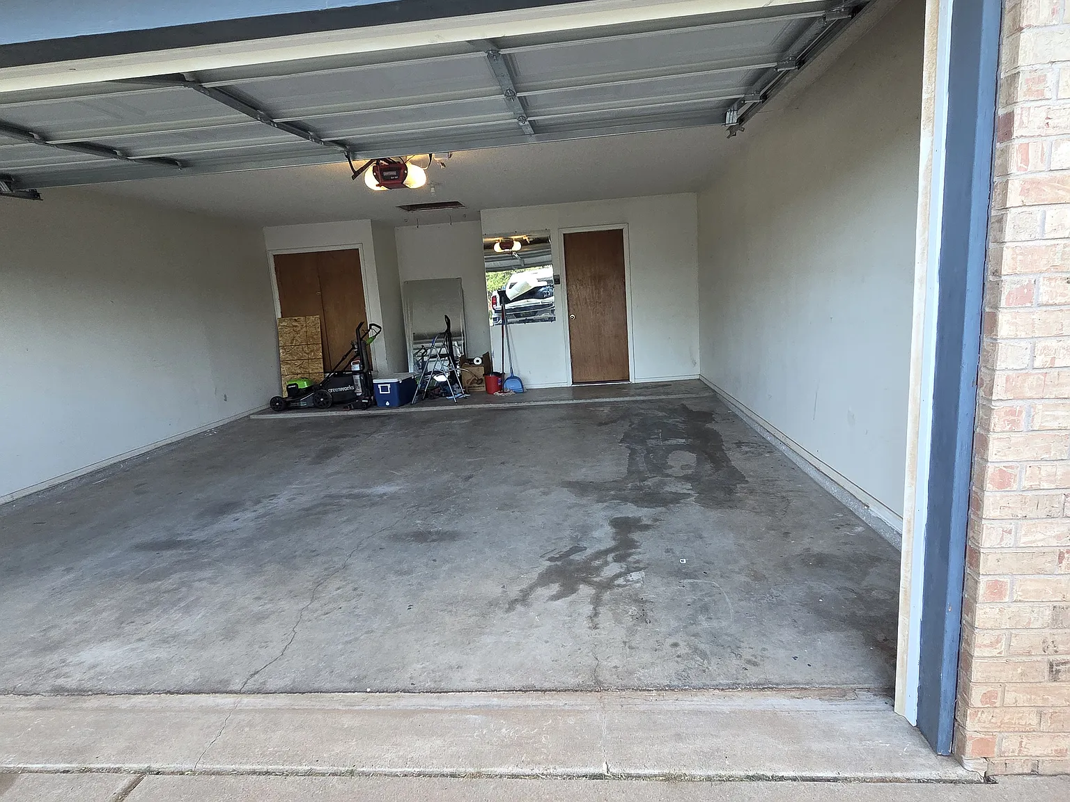 3 bed, 1236 sqft, $1,200 — Photo 3