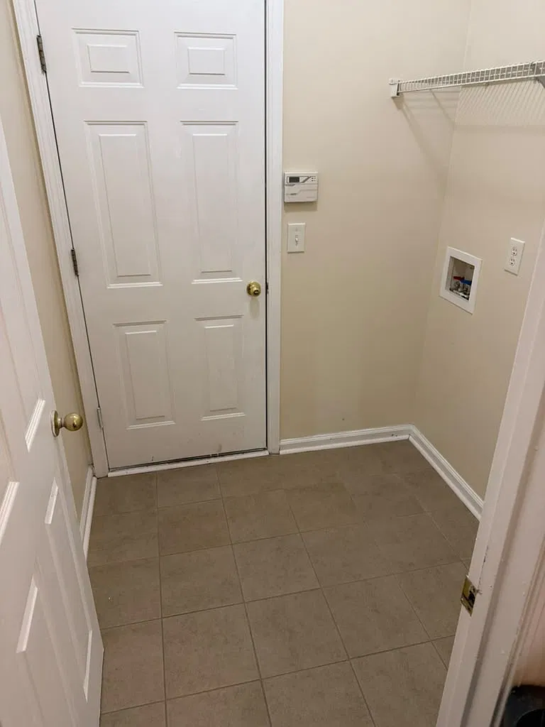 3 bed, 1588 sqft, $2,011 — Photo 1