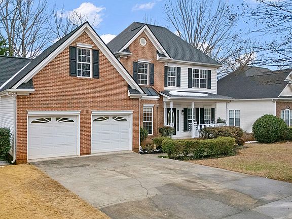 2nd image of 7 Hickory Hollow Ct