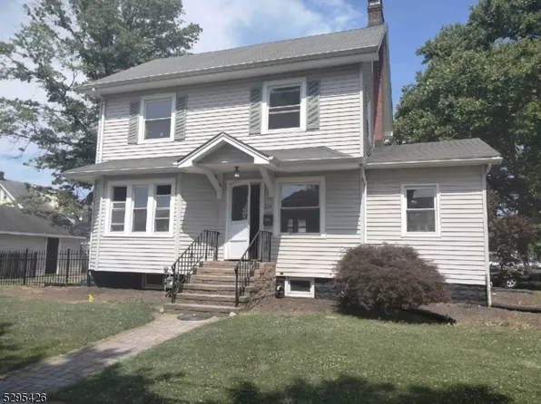 214 Springfield Rd, Elizabeth City, NJ 07208
