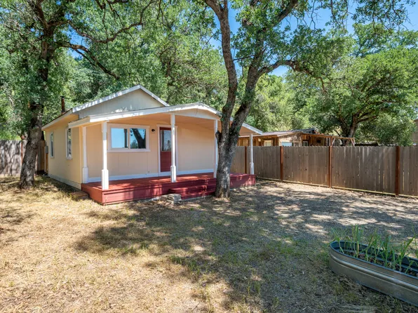1390 Branstetter Ln, Redding, CA 96001