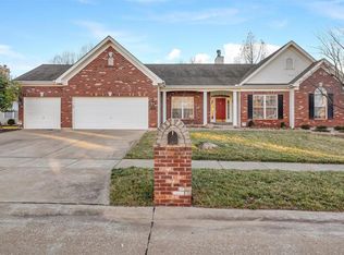 656 Meramec View Dr, Eureka, MO 63025