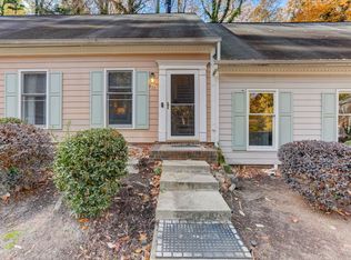 877 Dalewood Dr, Raleigh, NC 27610