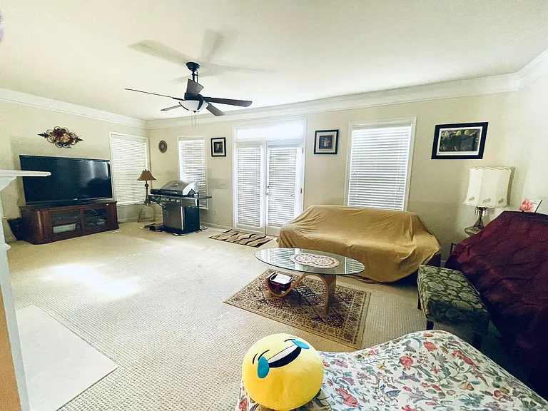 10757 Camarilla Ct — Photo 6