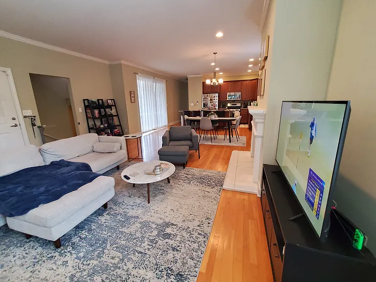 Living/Dining Room/Kitchen