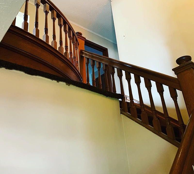 1st image of 405 4th St APT 2