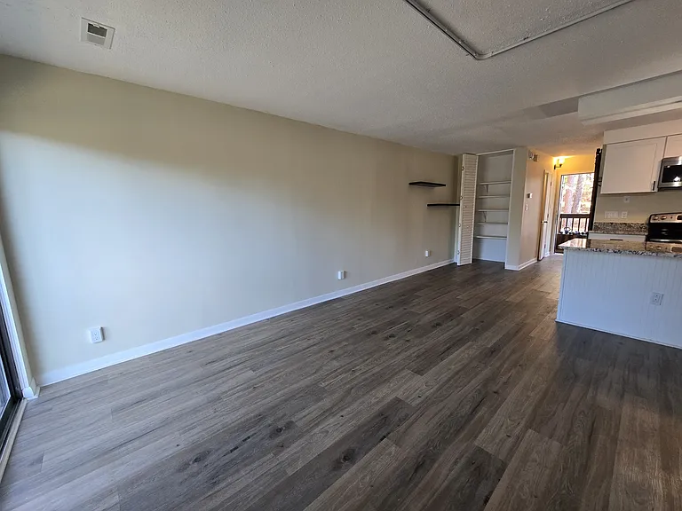 3071 Huntleigh Dr — Photo 11