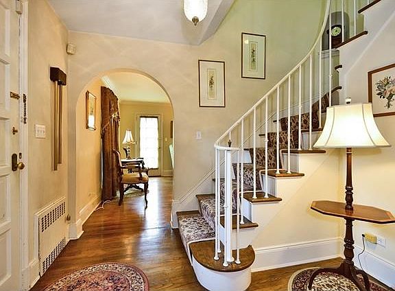 Entry Foyer