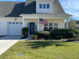 100 Kiskadee Ct, Hampstead, NC 28443