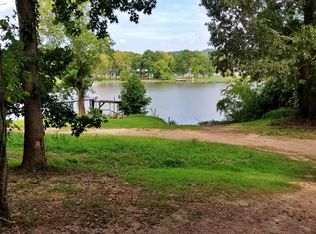 642 Richardson Dr, Linden, TN 37096