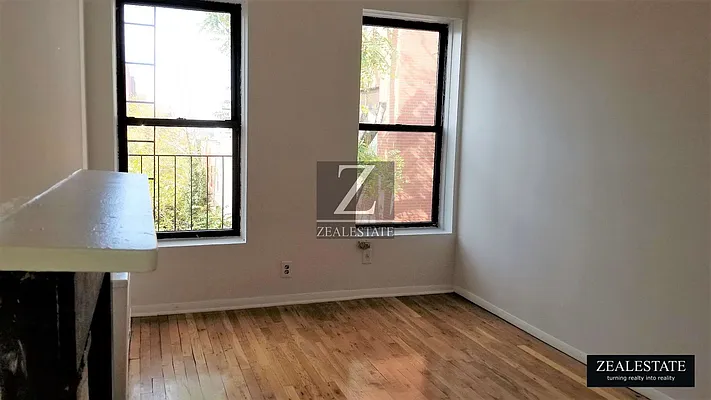 Rented by ZealEstate Group Inc | media 33