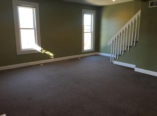 590 Arlington St, Dubuque, IA 52001