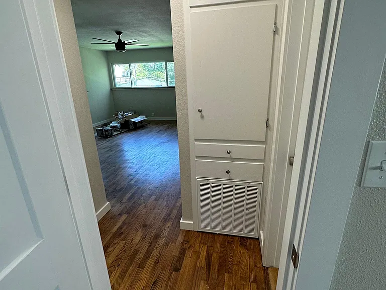 3325 S Sergeant Ave — Photo 14