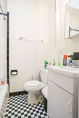 Rented by City Connections Realty | media 30