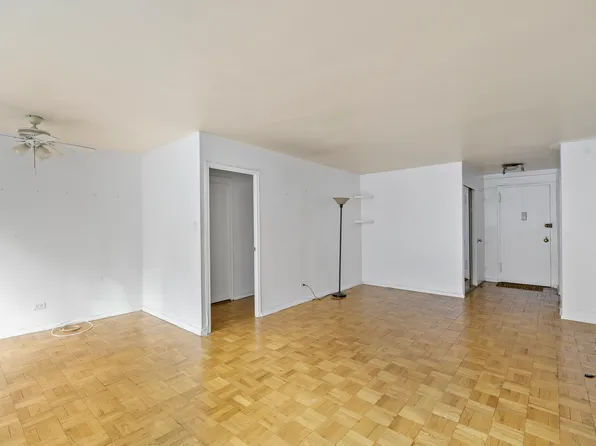 209 East 56th Street image 1 of 10