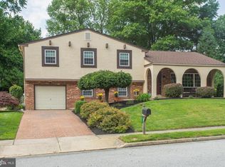 21 Montgomery Ln, West Chester, PA 19014